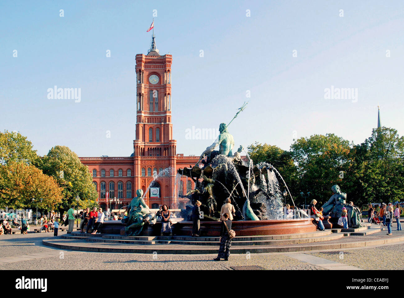 L'Hôtel de ville rouge à Berlin : Résidence du maire et le siège de l'administration de l'état fédéral de Berlin. Banque D'Images