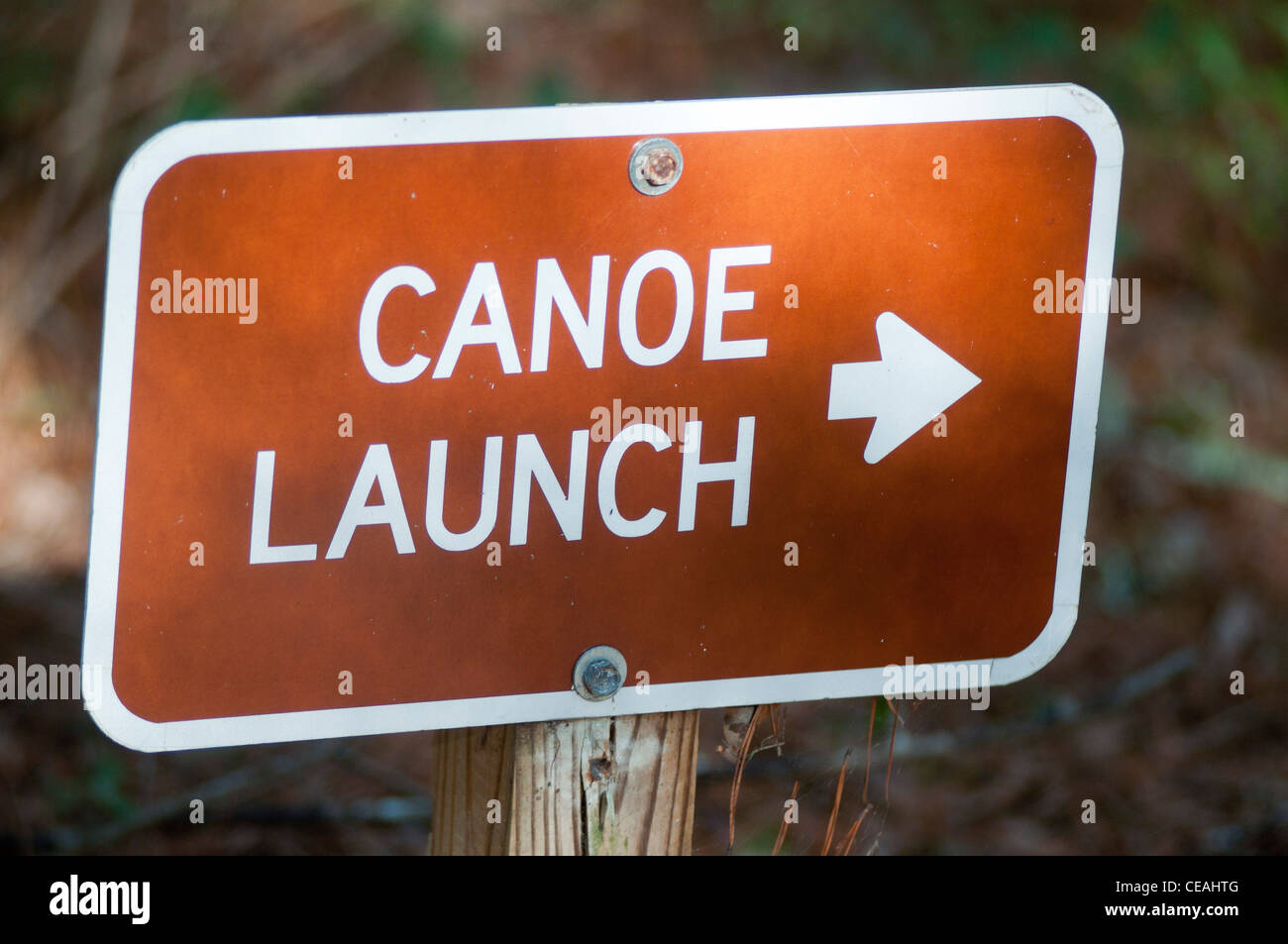 Lancement du canot, flèche, signer Ichetucknee Springs State Park, en Floride, en Amérique du Nord, Etats-Unis Banque D'Images