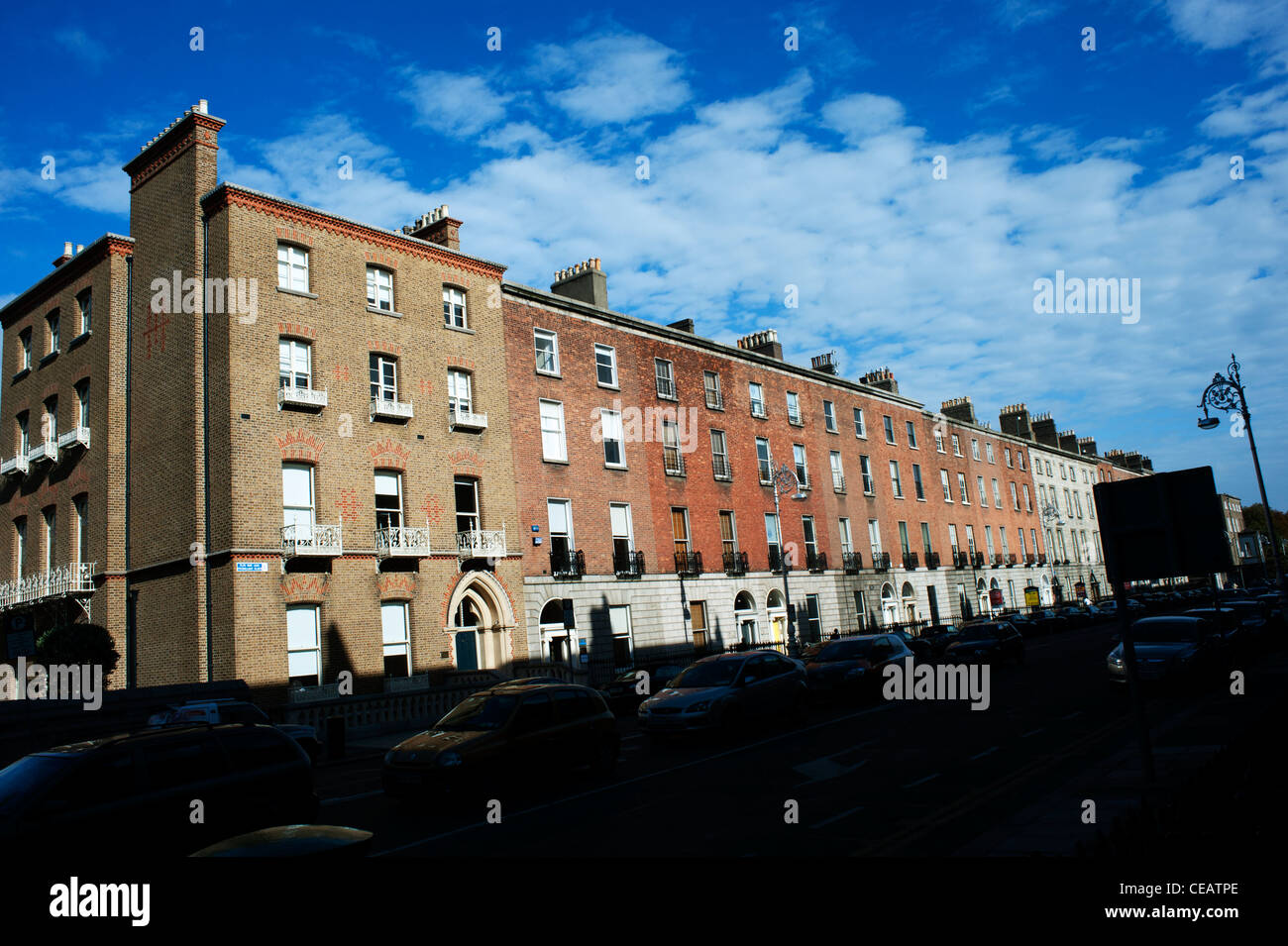 Maisons géorgiennes Fitzwilliam en Pl, Dublin Banque D'Images