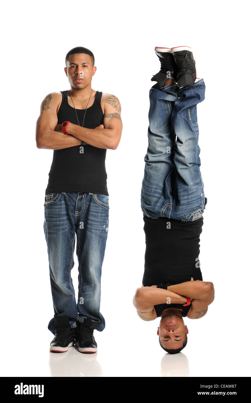 Style Hip Hop Dancer dans deux différents pose inversée isolé sur fond blanc Banque D'Images
