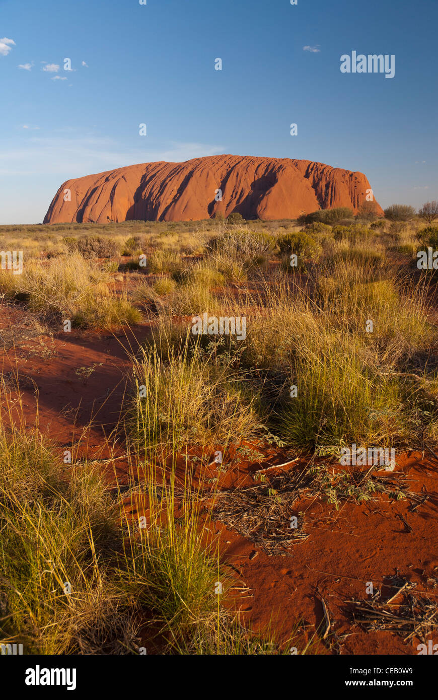 Uluru (Ayers Rock) au centre rouge de l'Australie. Banque D'Images