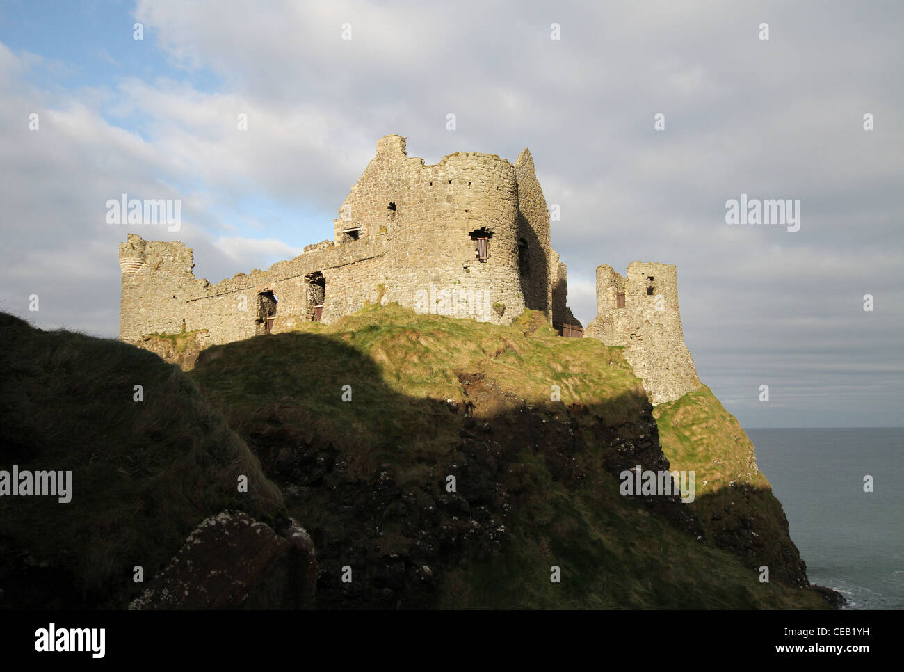 Le Château de Dunluce Co Antrim Irlande du Nord Banque D'Images
