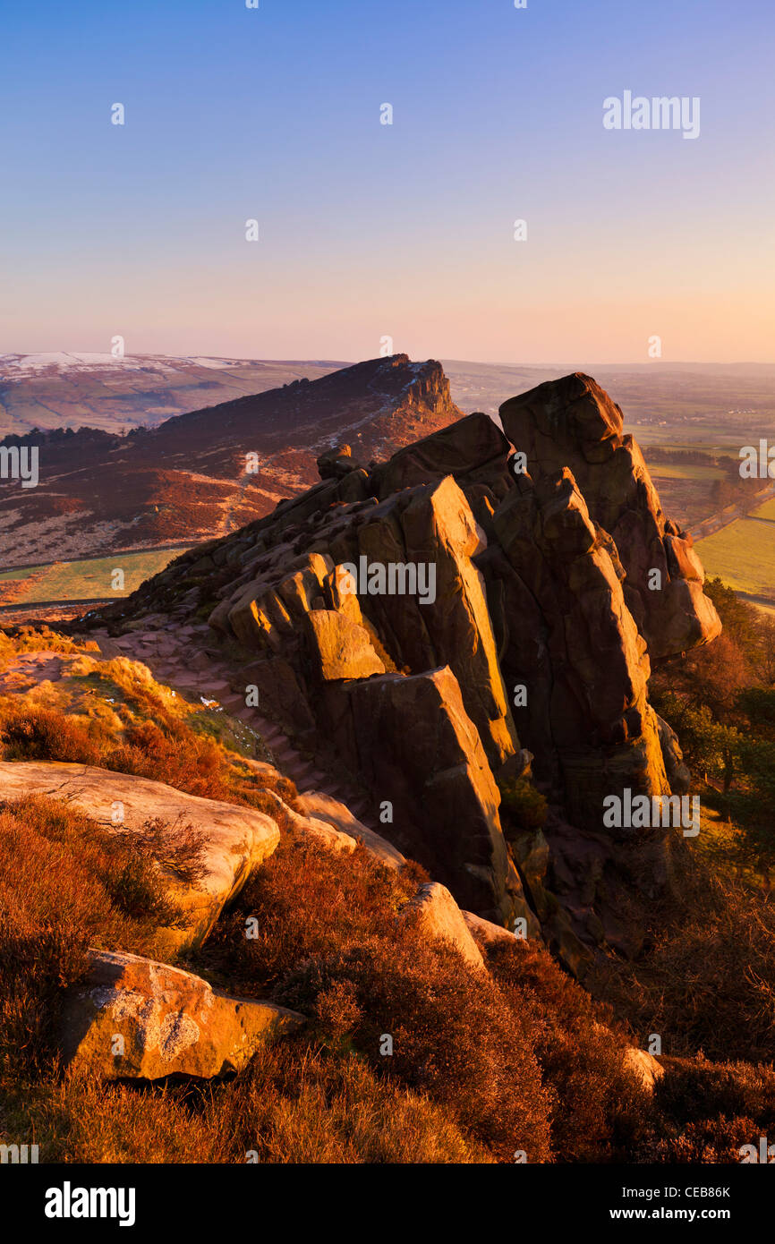 Les cafards Staffordshire coucher de soleil sur les cafards Staffordshire Peak District National Park Angleterre UK GB Europe Banque D'Images