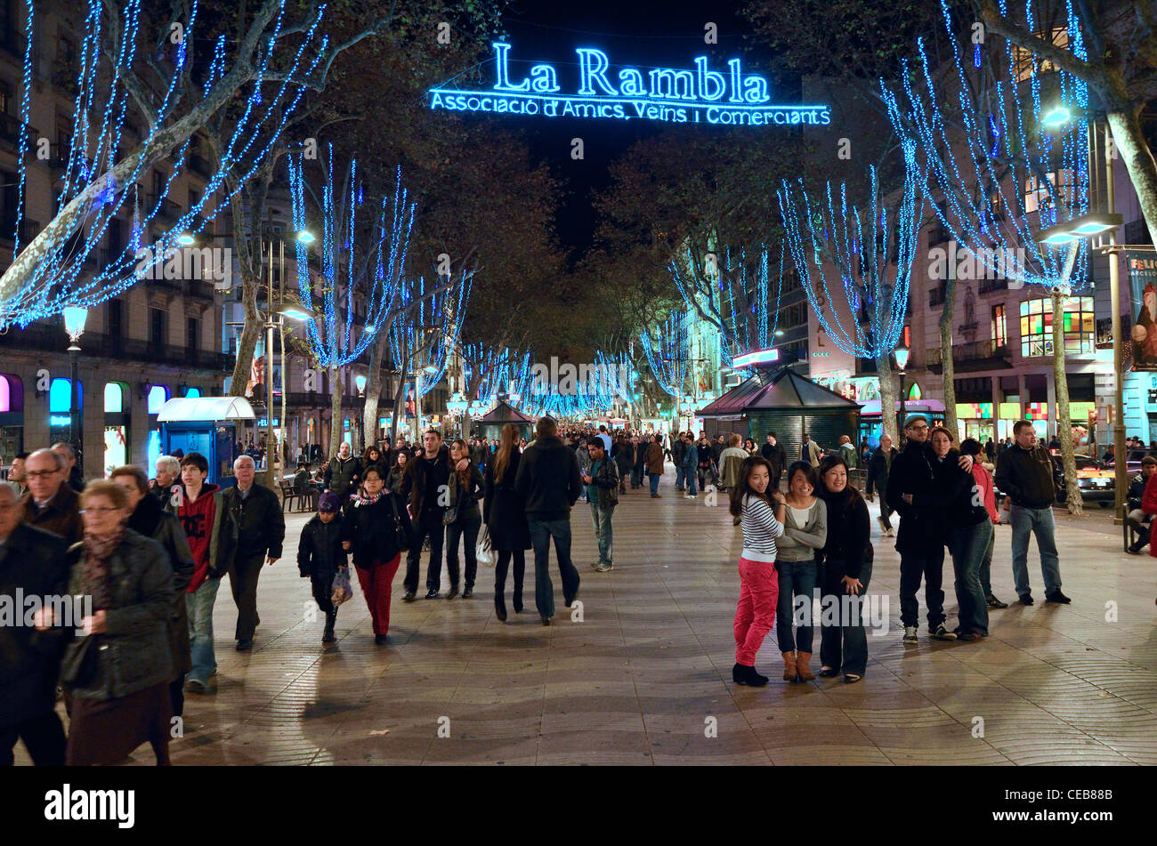 Barcelone, Espagne. Lumières de Noël dans la Rambla, 2011 Banque D'Images