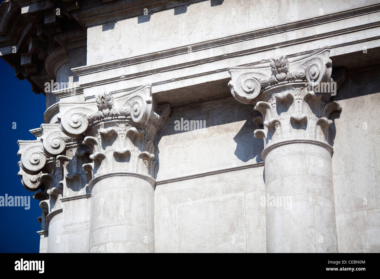 Détail de la façade de l'église San Barnaba, Venise, Italie Banque D'Images