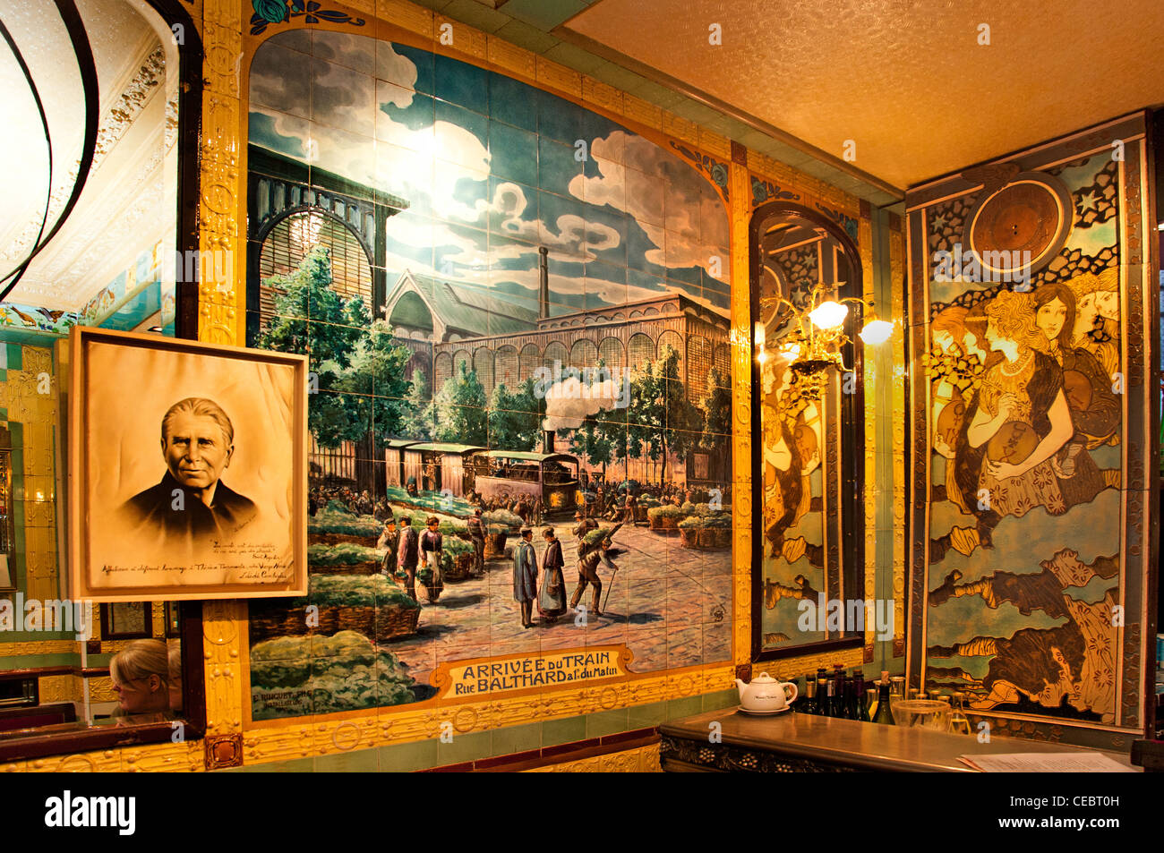 Le Christ l'auberge Bistrot (ex-Cochon à l'Oreille ) rue Montmartre Marais Paris France French Banque D'Images