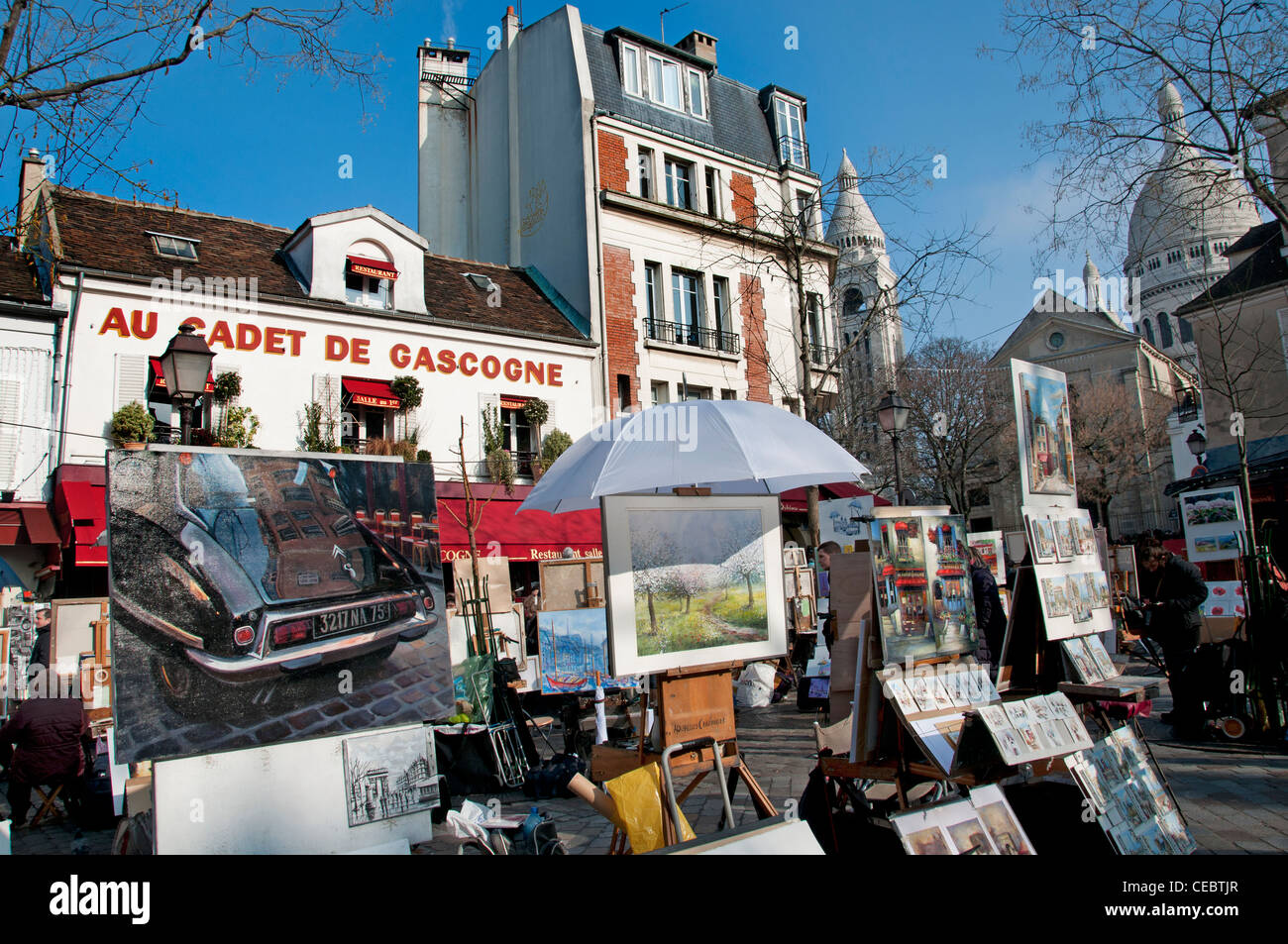 Peintre de la place du Tertre dans le quartier de Montmartre à Paris