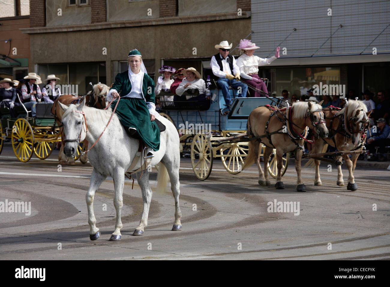 Défilé dans le centre-ville de Cheyenne (Wyoming), au cours de la célébration annuelle des Frontier Days. Banque D'Images