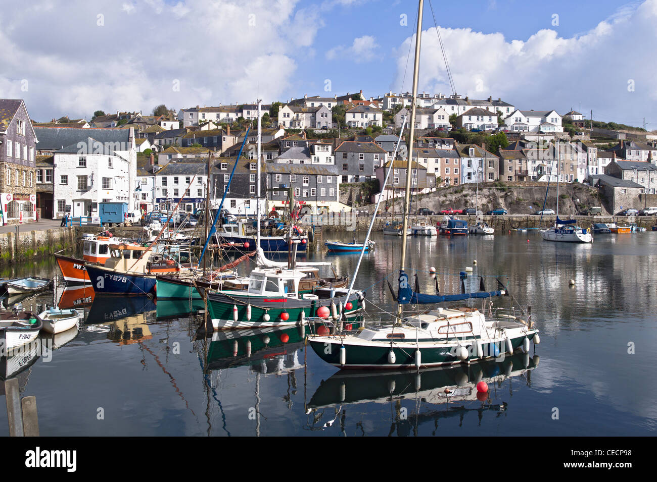 Le port et le village de Mevagissey Cornwall England UK UE Banque D'Images