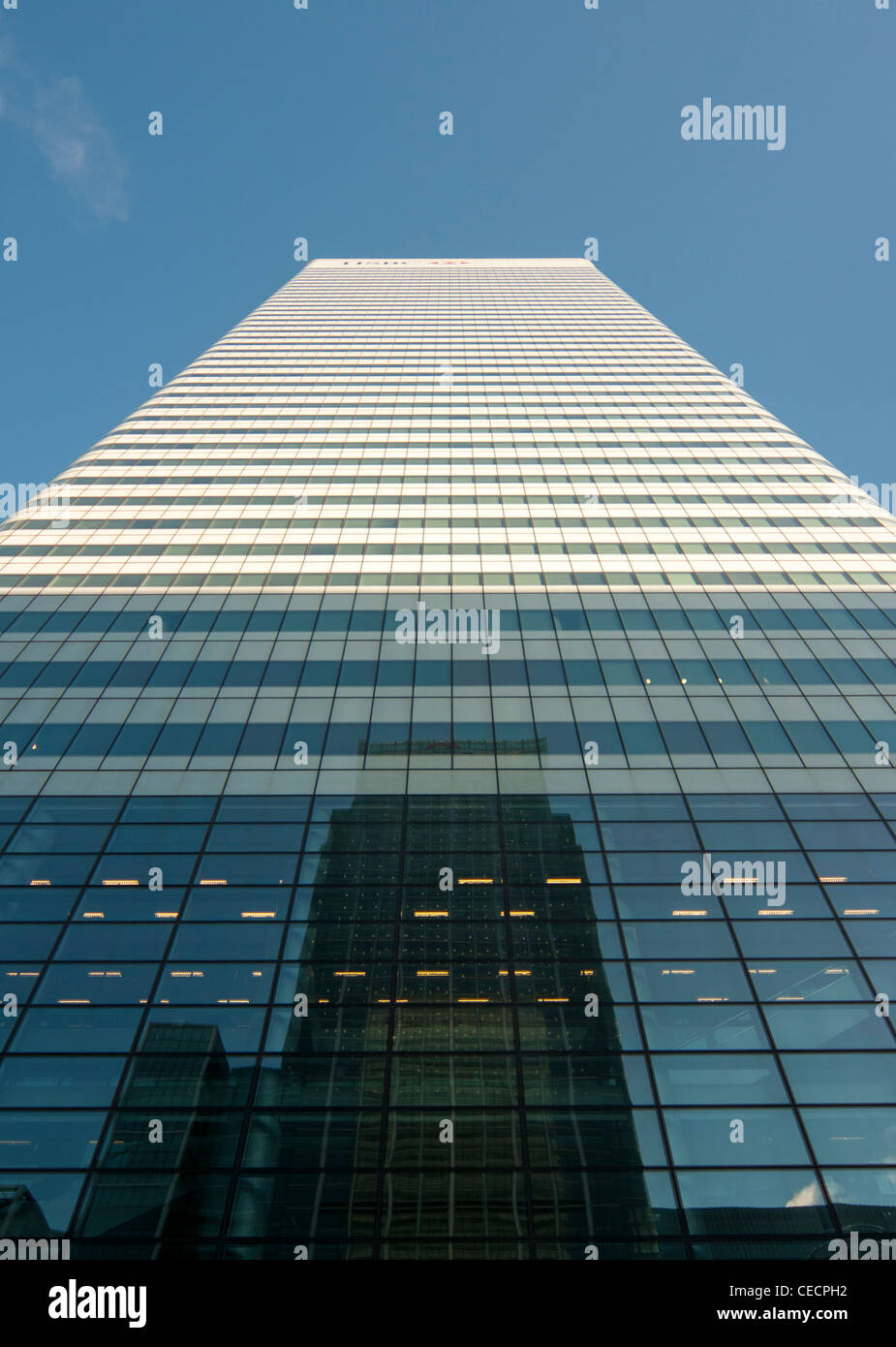 Au Siège Mondial HSBC 8 Canada Square par Norman Foster, a terminé 2002, Canary Wharf, les Docklands, London, Royaume-Uni Banque D'Images
