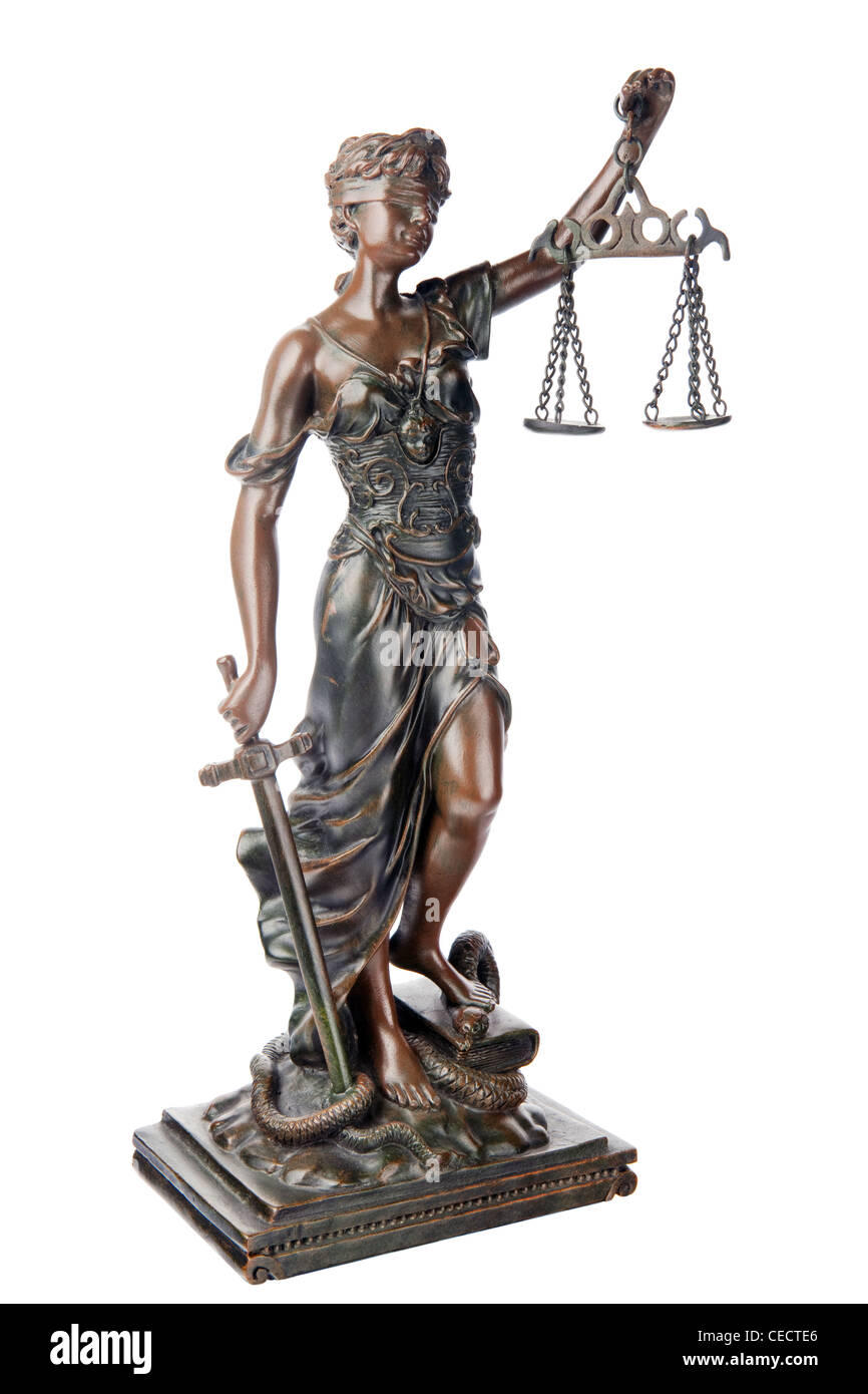 Libre d'une sculpture de Thémis, déesse de la mythologie grecque, symbole de la justice, aveugle et en maintenant l'équilibre dans sa main vide Banque D'Images
