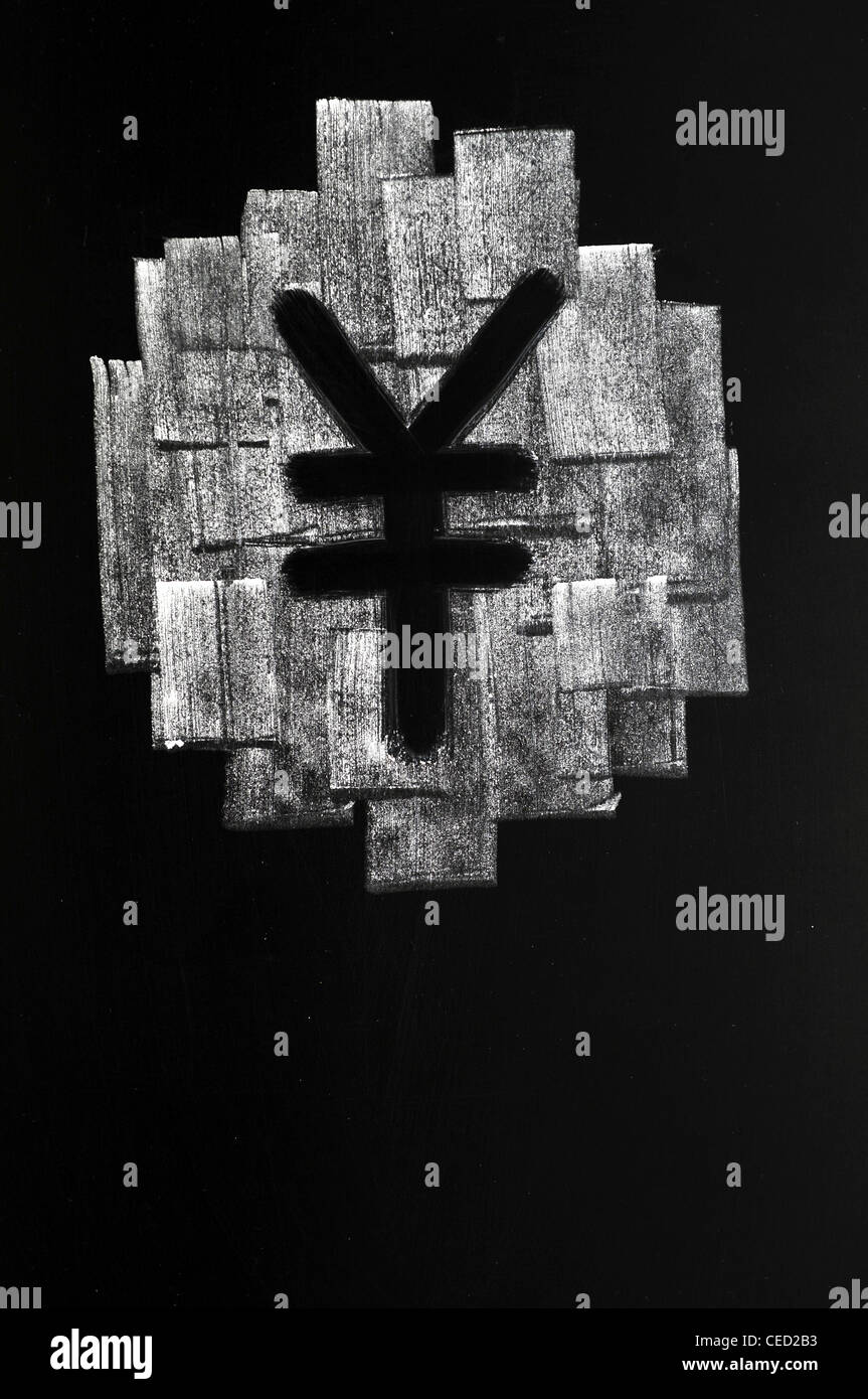 Symbole de la monnaie chinoise Yuan dessiné à la craie sur un tableau noir Banque D'Images