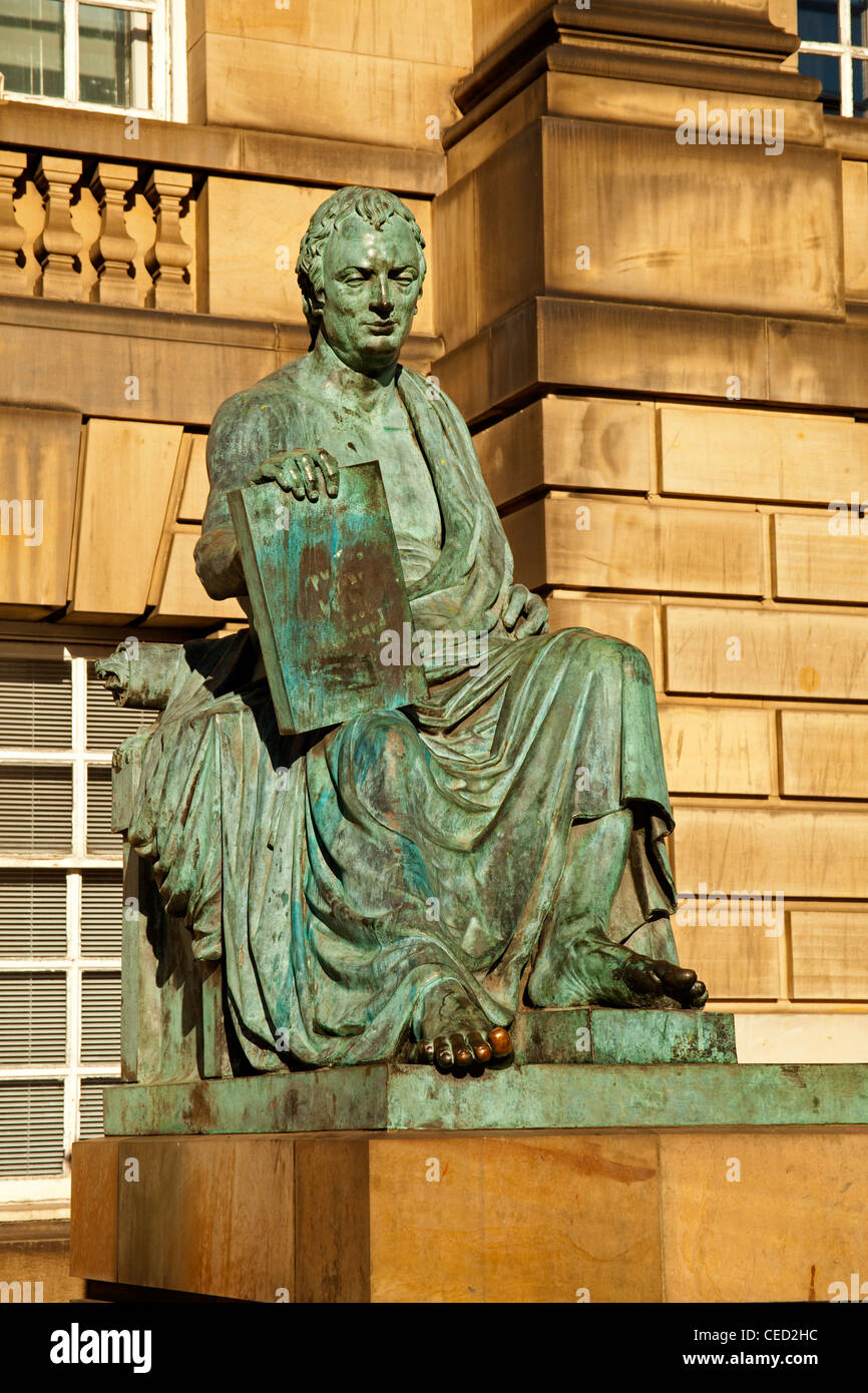 Hume statue Royal Mile, Edinburgh Scotland High Street Banque D'Images