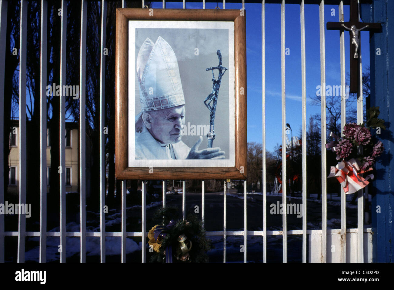 Photo de Karol Joseph Wojtyla pape John Paul II Chef de l'Église catholique romaine sur une porte de la ville de Gdansk Pologne Banque D'Images