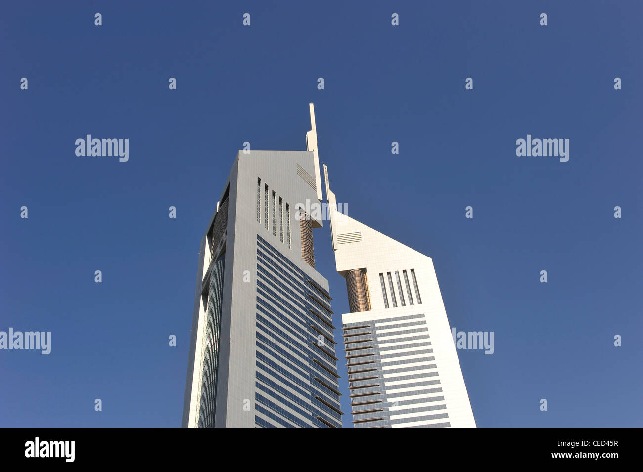 Unis tours, gratte-ciel, l'architecture moderne, du quartier financier, Dubaï, Émirats arabes unis, Moyen Orient Banque D'Images
