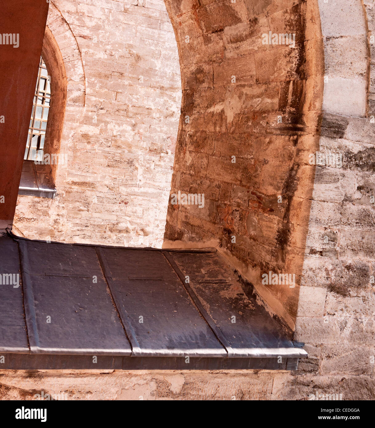 Détail de plomb qui clignote sur un contrefort de Sainte-sophie (Aya Sofya) basilique, Sultanahmet, Istanbul, Turquie Banque D'Images