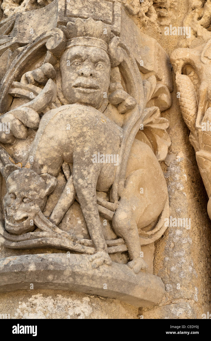 Détail de l'église Notre-Dame, romane portail 17600 CORME ECLUSE, Saintonge, France Banque D'Images