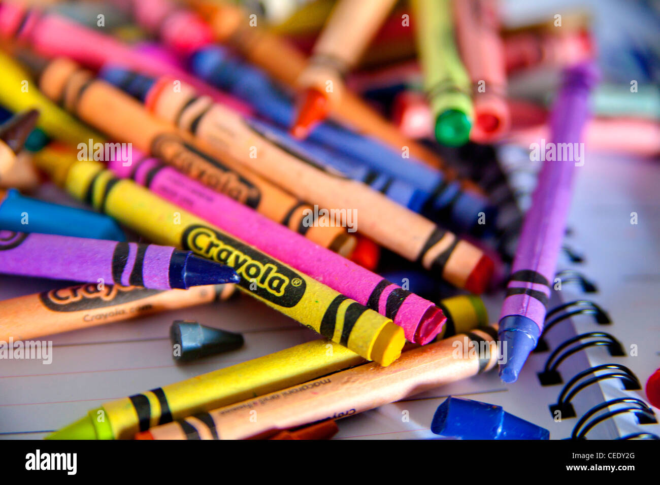 Crayons crayola colorés Banque D'Images