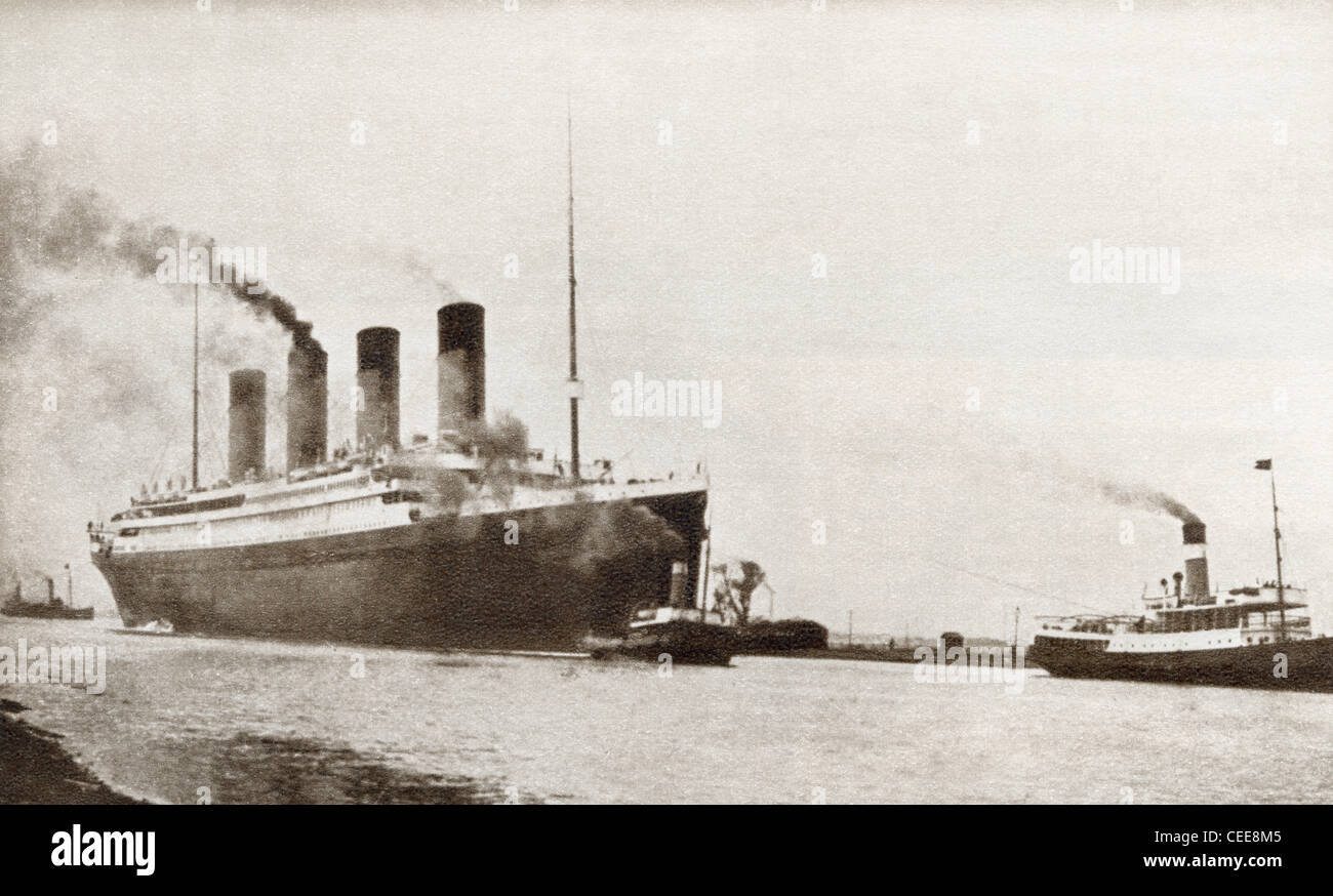 RMS Titanic paquebot de la White Star Line. À partir de l'histoire mouvementée de 25 ans en images, publié en 1935. Banque D'Images