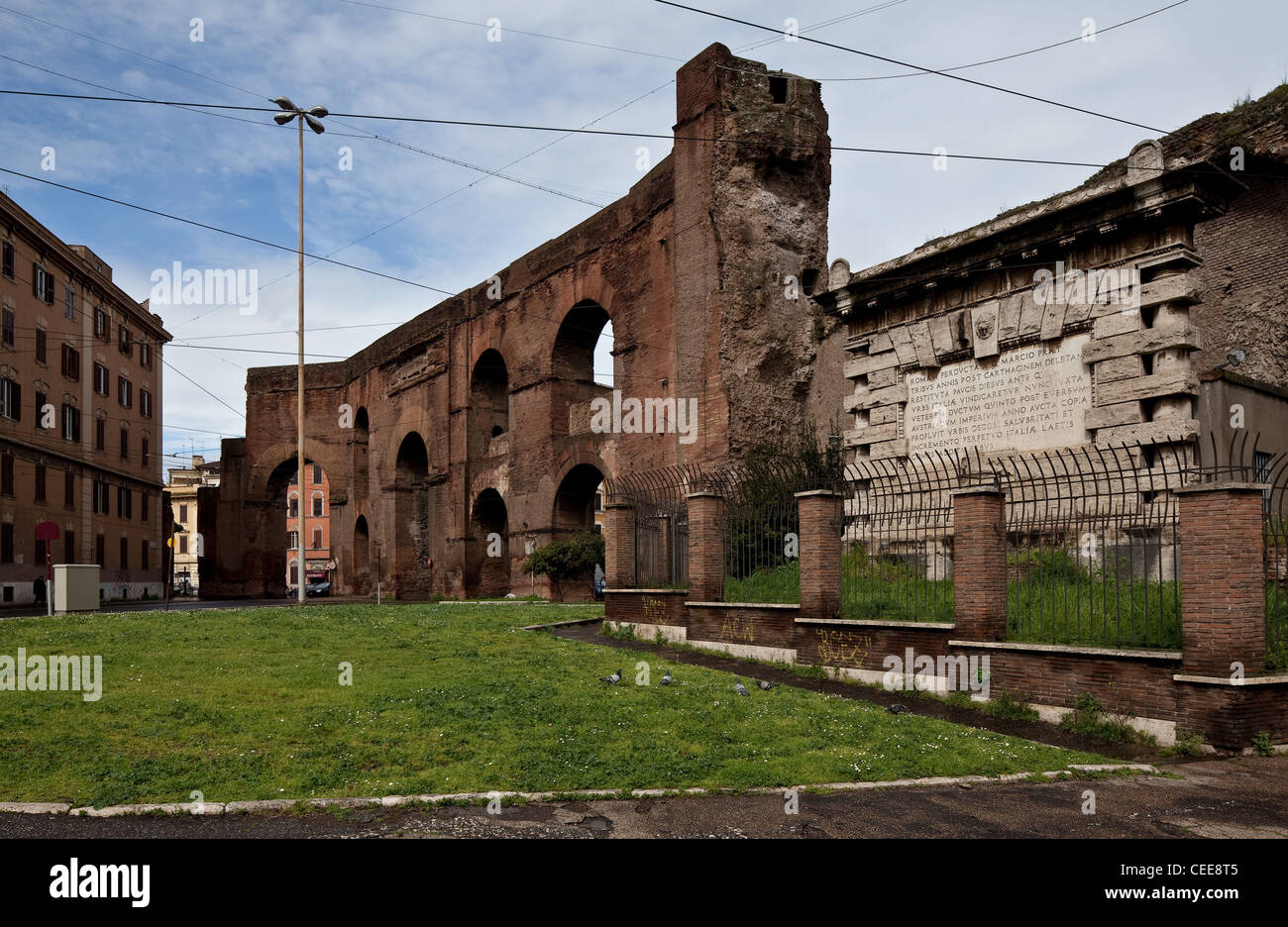 Rom, Aquädukt bei der Porta Maggiore Banque D'Images