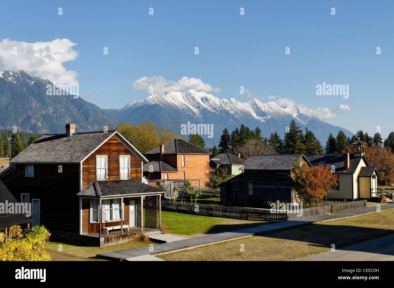 Fort Steele Heritage Town avec Rocky Mountain vista derrière, de la région de Kootenay, Colombie-Britannique, Canada Banque D'Images