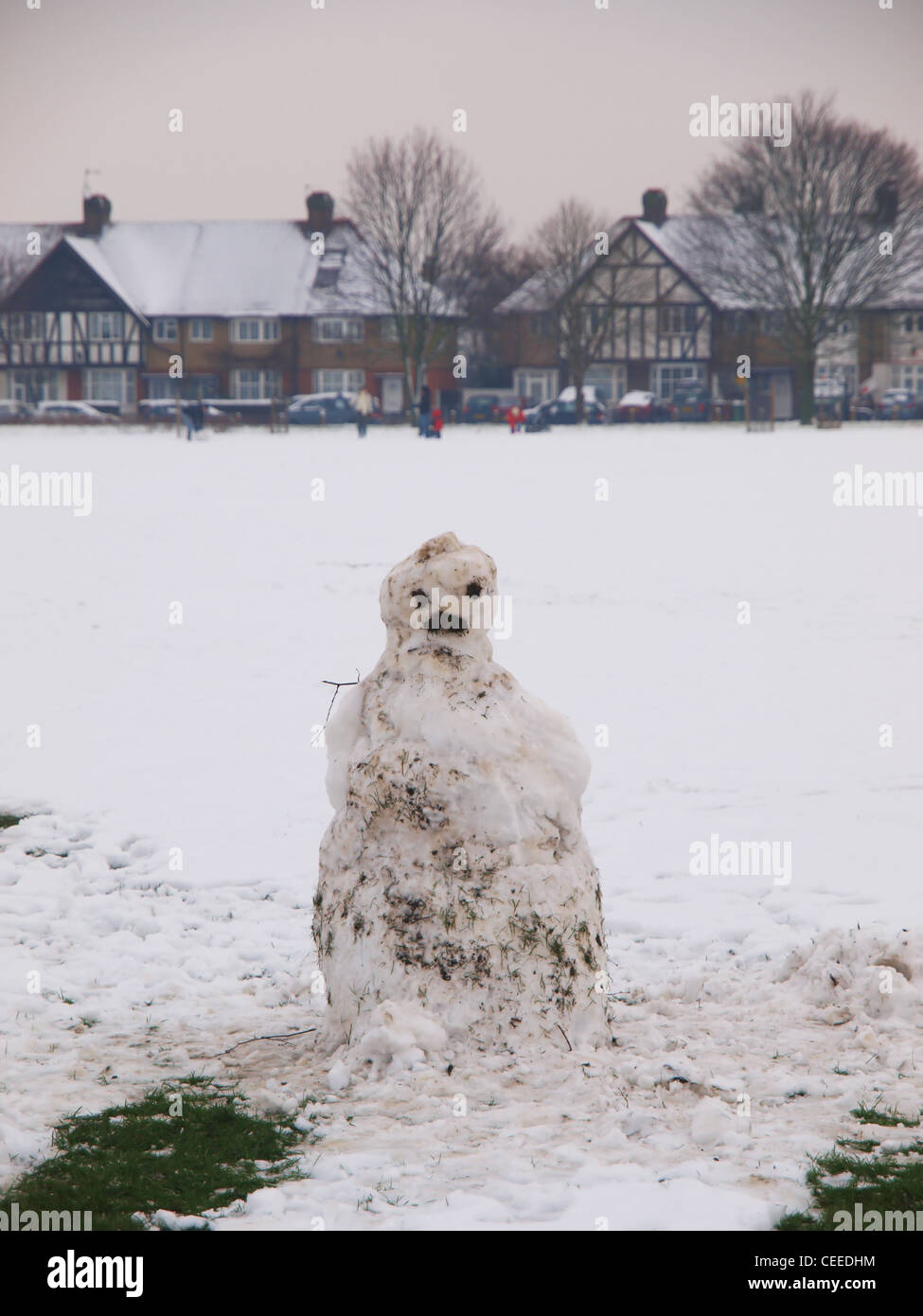 Un bonhomme de neige sur Figges Marsh à Mitcham Banque D'Images