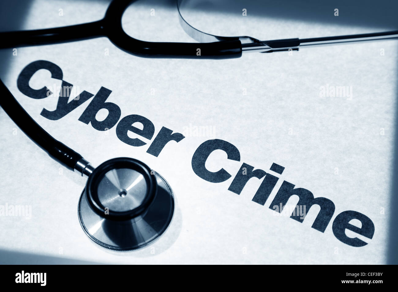 Stéthoscope et Cyber-Crimel, concept de sécurité réseau Banque D'Images