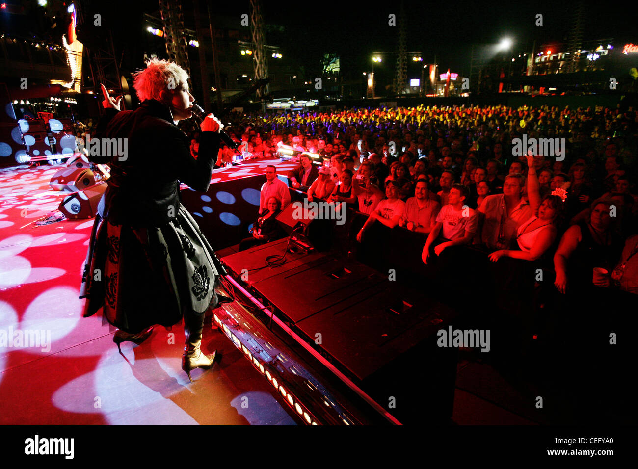 Cyndi Lauper effectue dans un réveillon concert à Universal Orlando Resort de Orlando, Floride. Banque D'Images