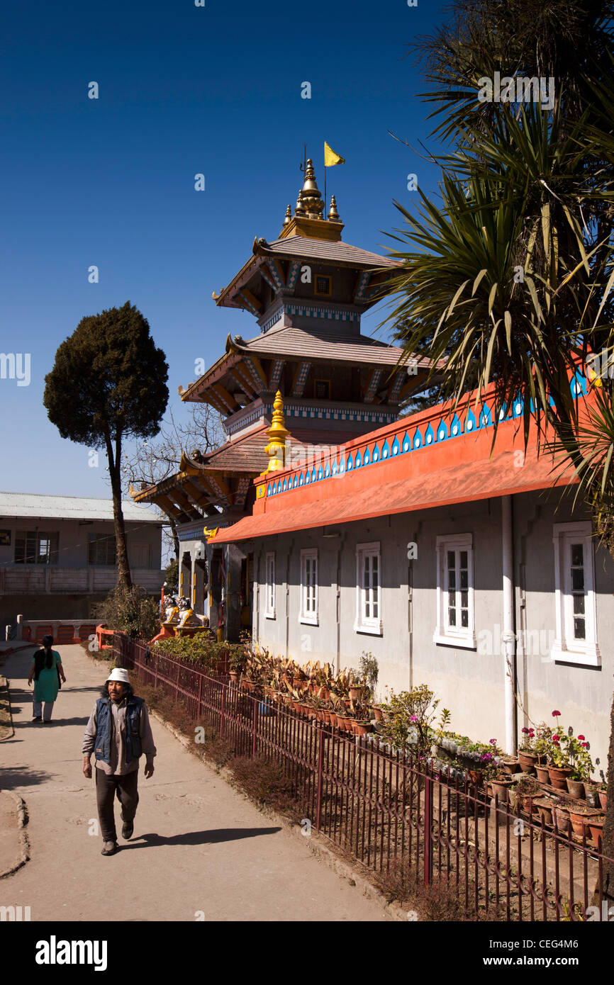 L'Inde, le Bengale occidental, le centre-ville de Darjeeling, Dhirdham Temple Hindou de l'architecture de style népalais Banque D'Images