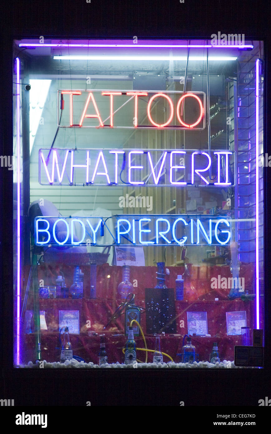 Salon de tatouage shop, New York City Banque D'Images