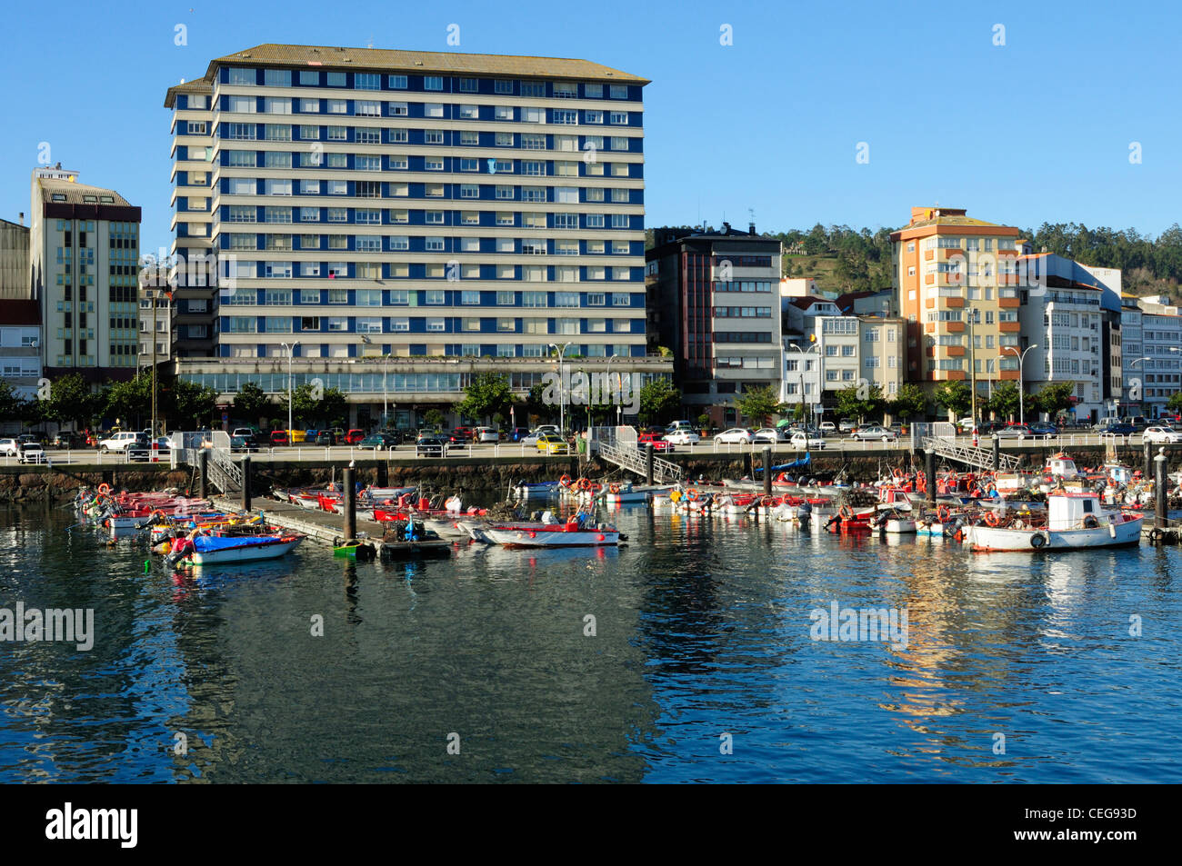 Les bateaux de pêche artisanale dans la région de Santa Uxia de Riveira, Galice, Espagne. Banque D'Images