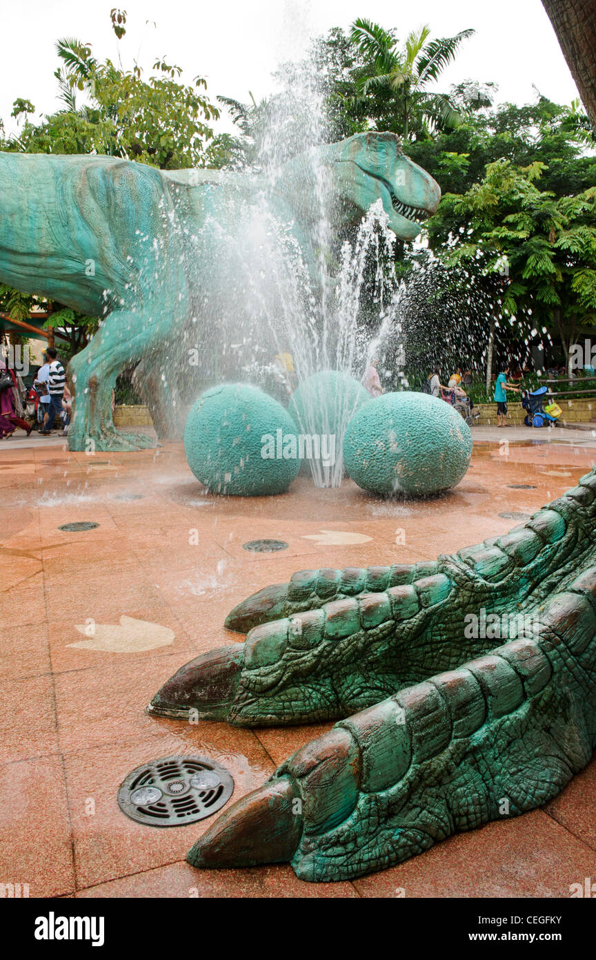Oeufs de dinosaures fontaine, monde perdu, Jurassic Park, Universal Studios Singapore. Banque D'Images