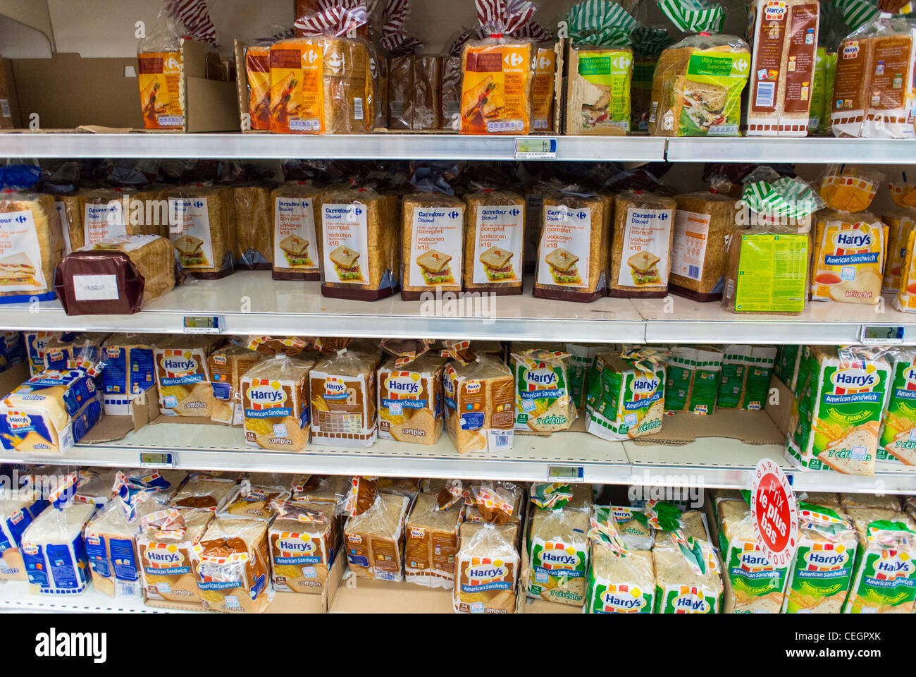 Presentoir De Pains Francais Banque D Image Et Photos Alamy