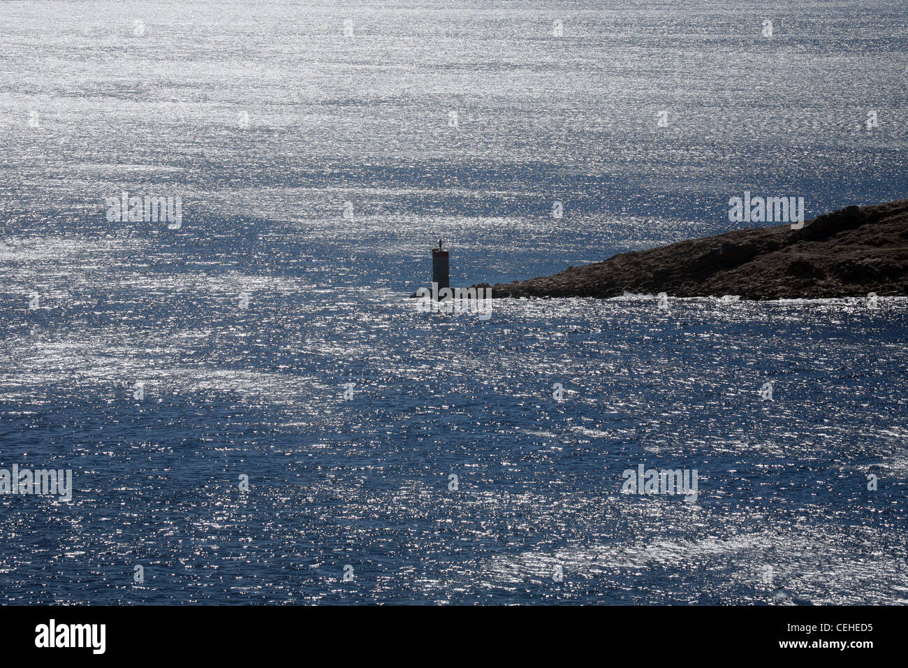 Phare, au sud de l'île de Pag en Croatie Banque D'Images