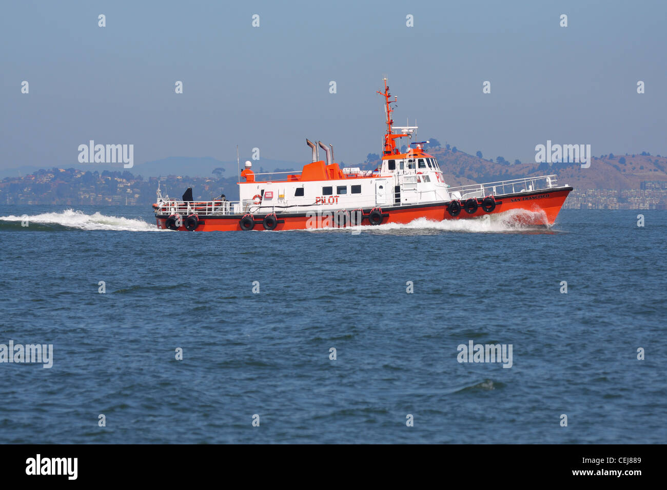 Bateau pilote sur la baie de San Francisco Banque D'Images