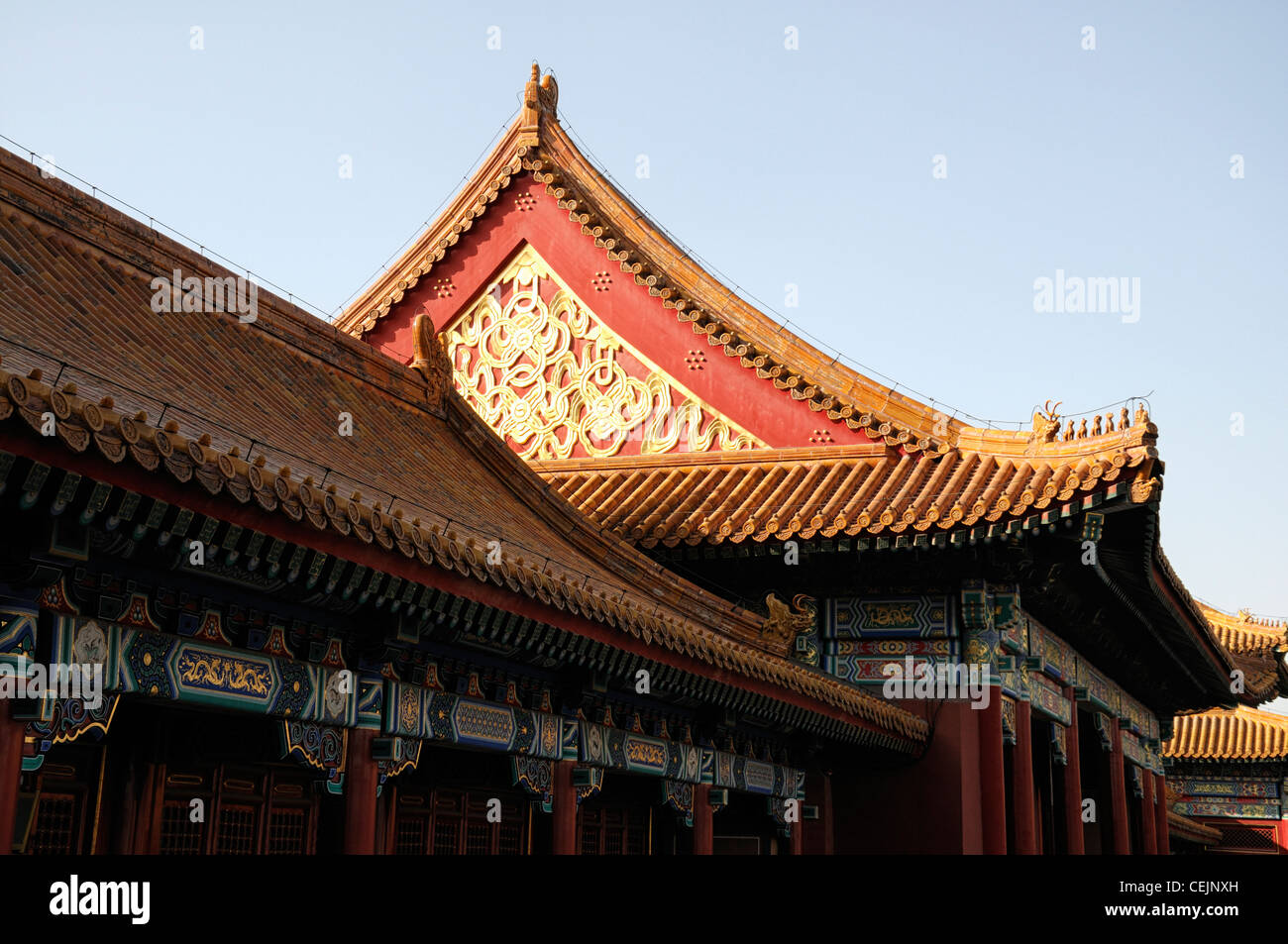 Toit décoré décoration détail coloré détaillée Forbidden City Beijing Chine Banque D'Images