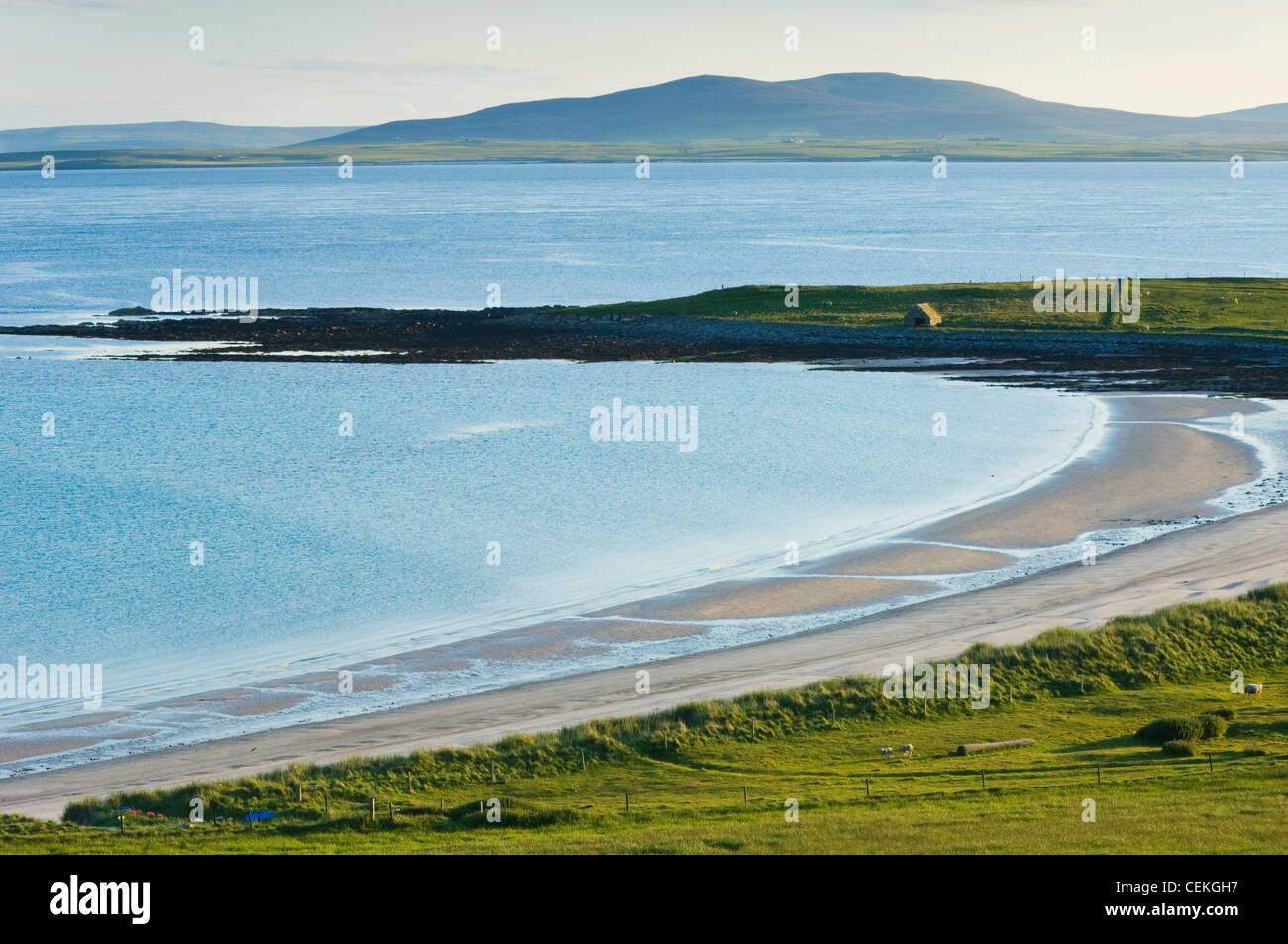 Sealskerry Bay sur l'île d'Eday, îles Orcades, en Écosse. Banque D'Images