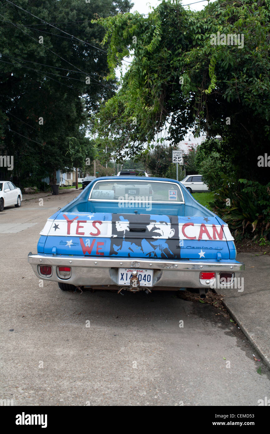 Barack Obama voiture à Lafayette, Louisiane avec "Vote" sur l'avant et 'Yes we can' sur l'arrière. Banque D'Images