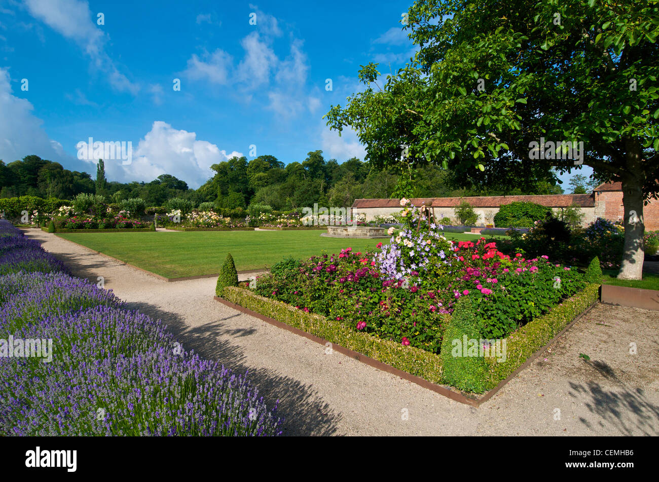 Le jardin clos à Cowdray Park W.Sussex England Banque D'Images