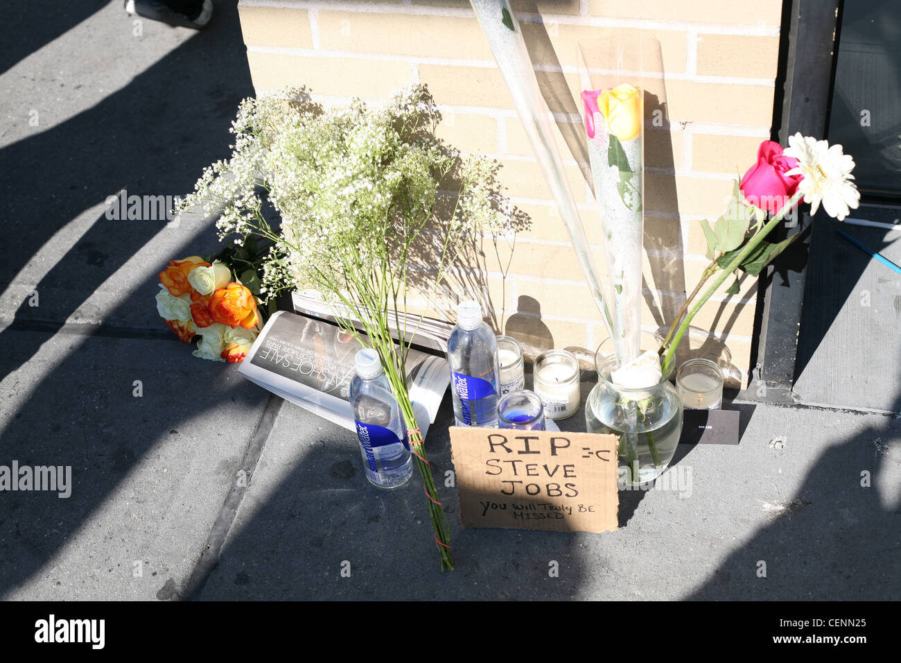 Culte de Steve Jobs à la 14e Street New York Apple Store Banque D'Images