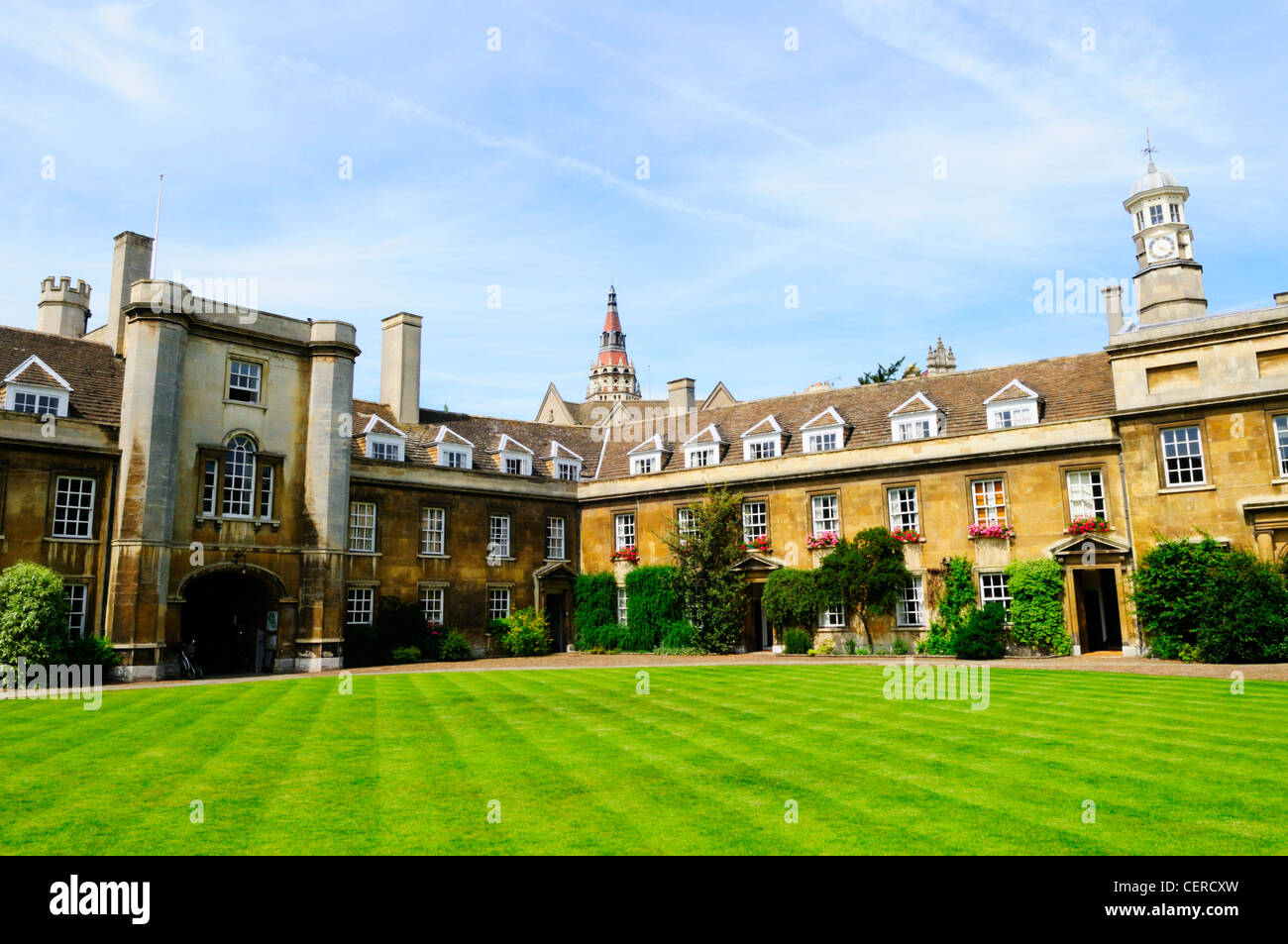 Première cour au Christ's College, un collège constituant de l'Université de Cambridge. Banque D'Images Première cour au Christ's College, un collège constituant de l'Université de Cambridge. Banque D'Images