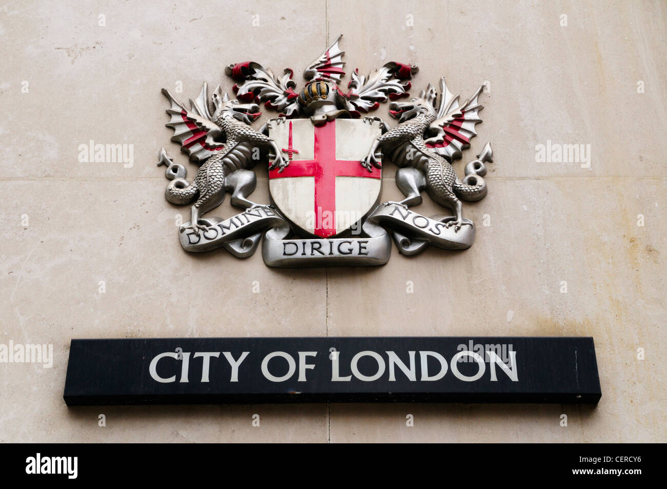 La ville de Londres armoiries portant la devise latine domine dirige nos qui signifie seigneur, Guide-nous. Banque D'Images