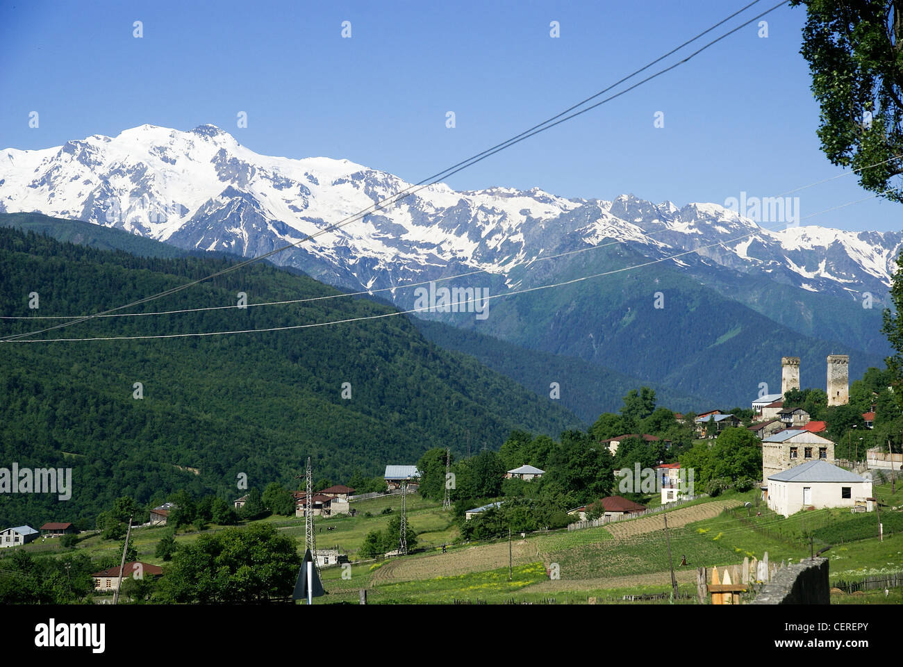 Le mont Shkhara Géorgie Svaneti, paysage de montagne Banque D'Images
