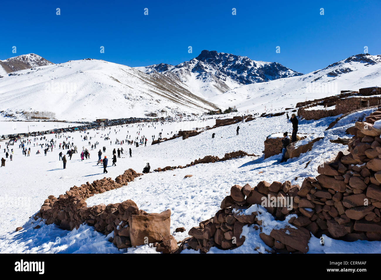 La station de ski d'Oukaïmeden dans les montagnes de l'Atlas près de  Marrakech, Maroc, Afrique du Nord Photo Stock - Alamy