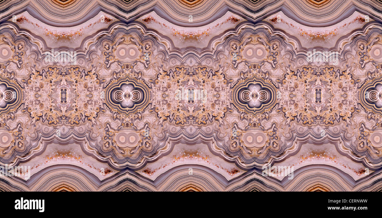 Tranche polie de Jasper (opaque, forme à grain fin de calcédoine) motif symétrique faite à partir de copies de la même image Banque D'Images