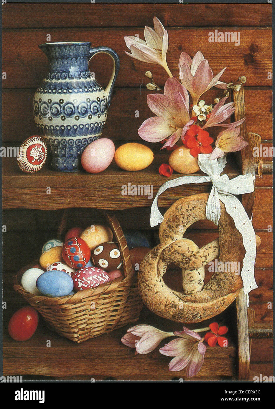 Joli Cadre De Joyeuses Pâques Avec Lapin Et Oeufs, Arc-en-ciel, Fleurs, Poussin. Oeufs De Pâques