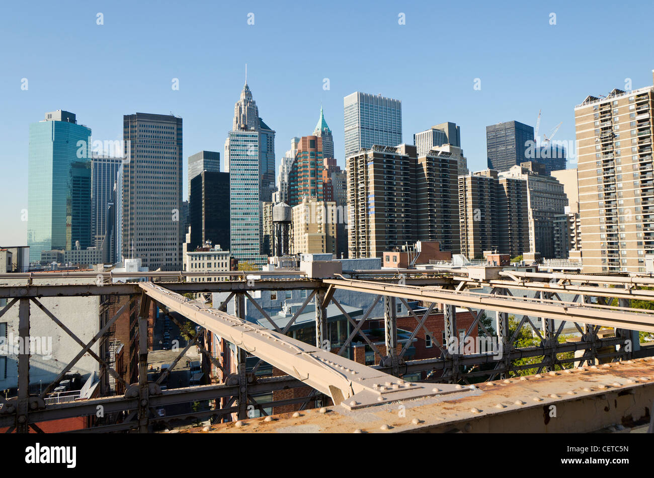 NY Manhattan vu du pont de Brooklyn. Banque D'Images