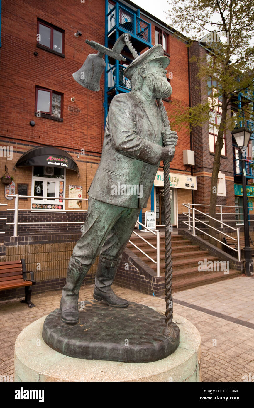 Royaume-uni, Pays de Galles, Swansea, quartier maritime Le Capitaine Cat sculpture par Robert Thomas Banque D'Images