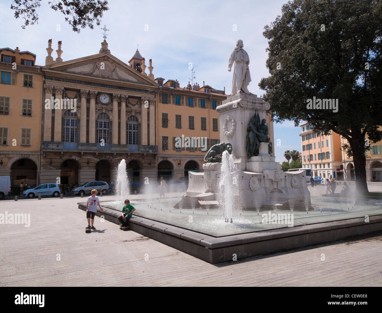 Le monument de Garibaldi, Place Garibaldi, Nice, Côte d'Azur, France Banque D'Images