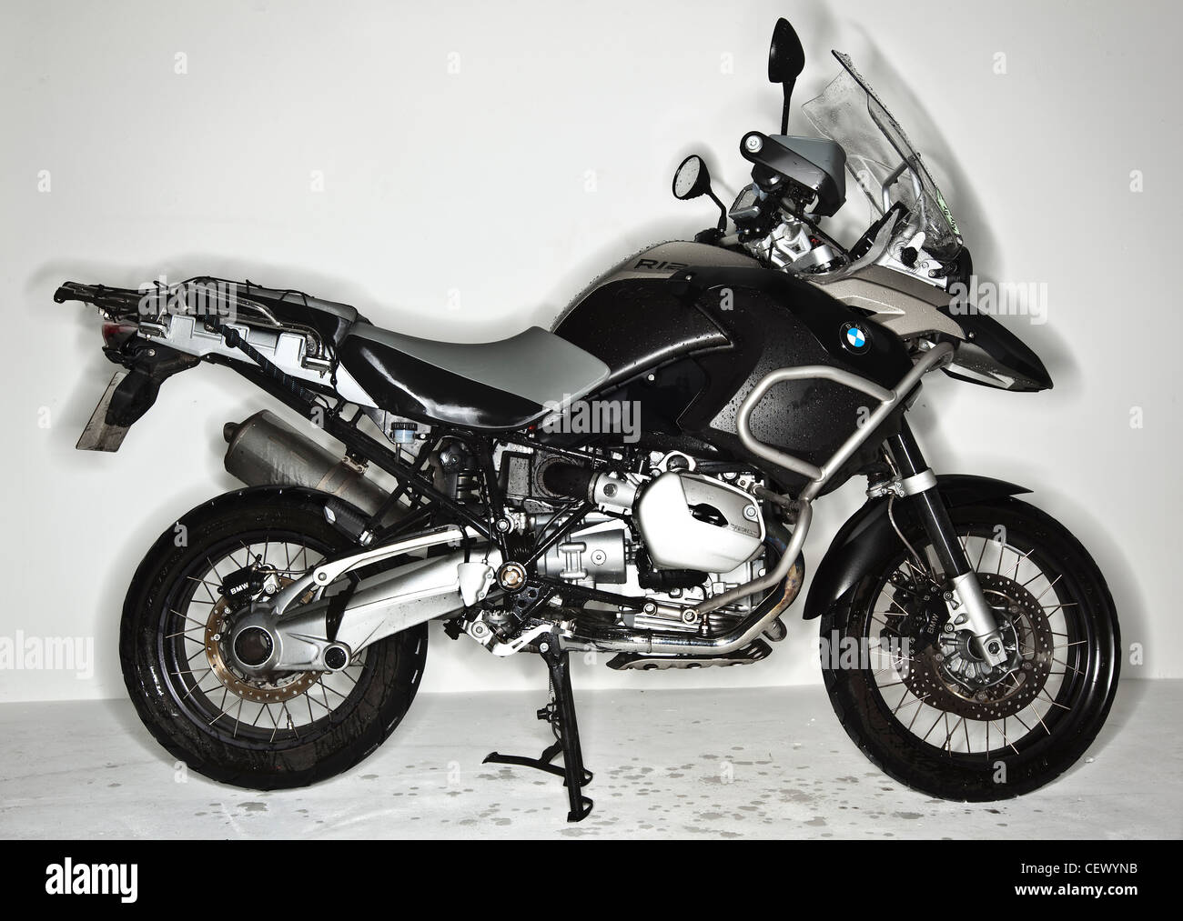 Moto BMW noir et blanc Photo Stock - Alamy